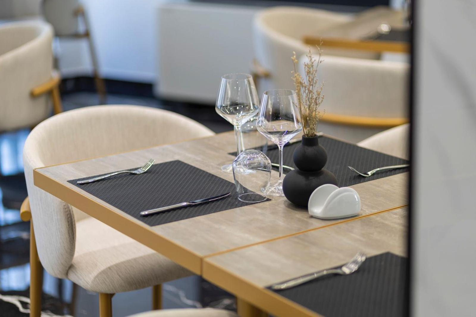 Destiny Hotel & Spa Yzberishti Zewnętrze zdjęcie